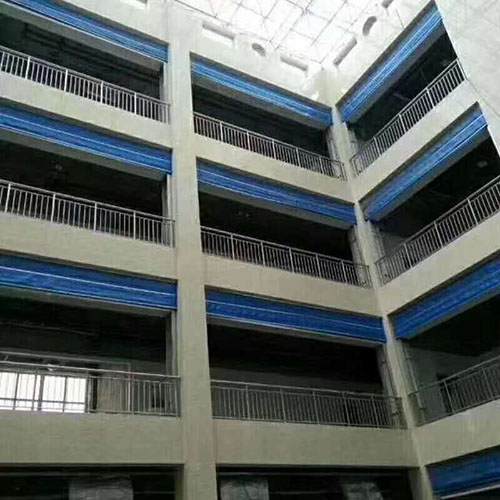 青鋼集團(tuán)無機(jī)布防火卷簾門工程